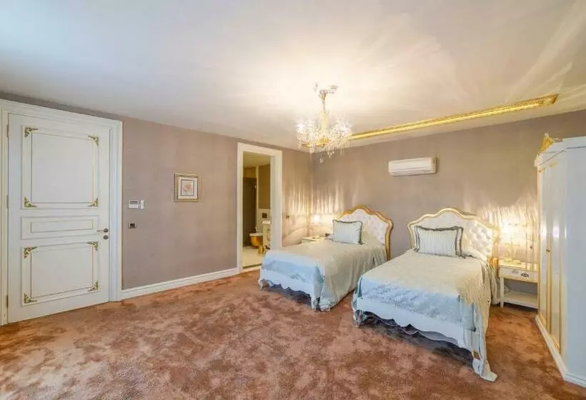 1 Bedroom Deluxe Villa