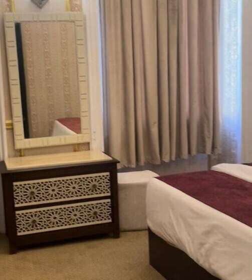 اتاق لوکس یک تخته, Cairo Inn