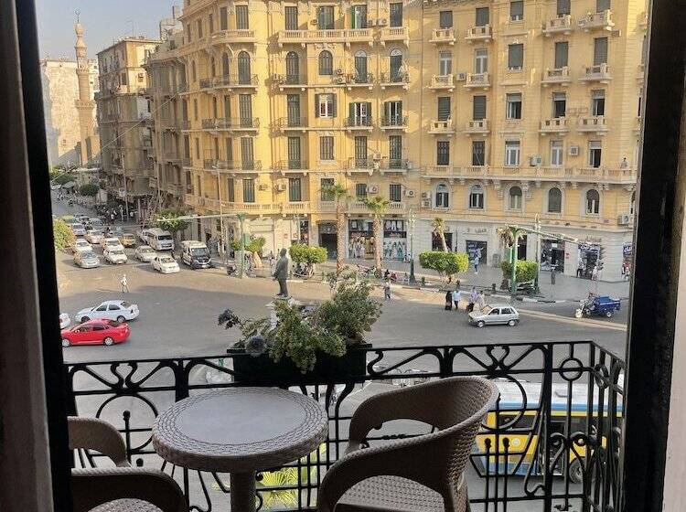 اتاق لوکس چهار تخته, Cairo Inn