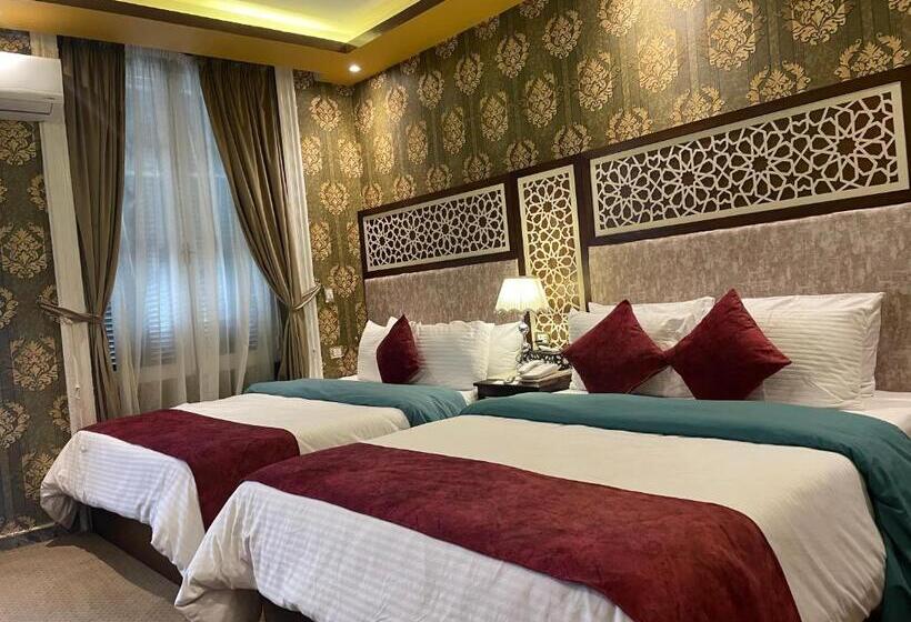اتاق لوکس سه تخته, Cairo Inn