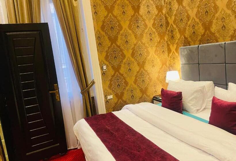 1 Bedroom Penthouse Apartment, Cairo Inn