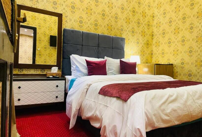 1 Bedroom Penthouse Apartment, Cairo Inn