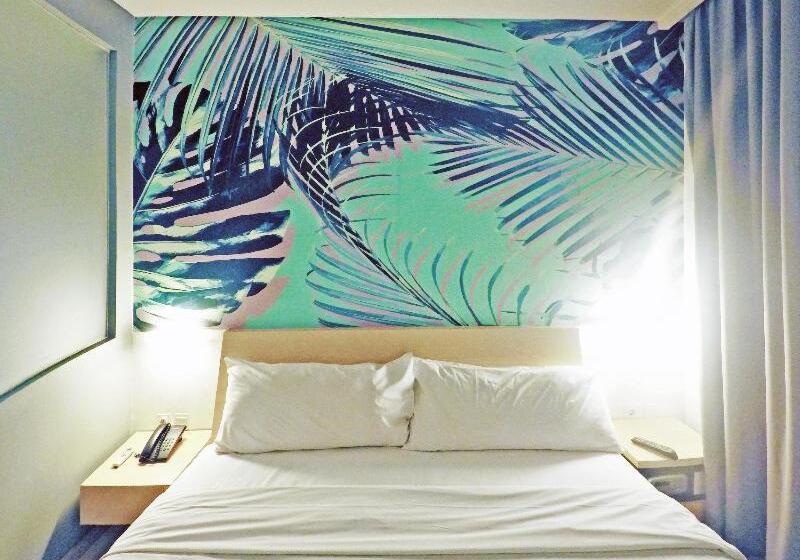 Quarto Familiar, Liberta Hotel Kemang