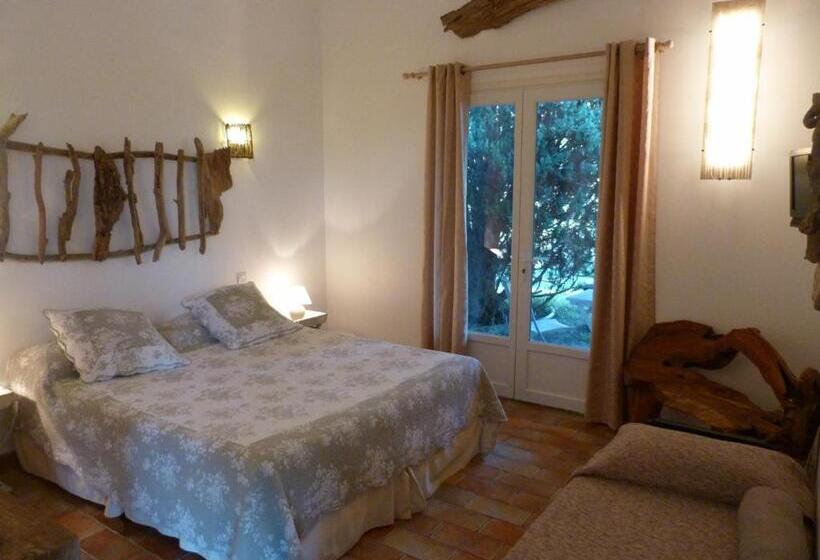 テラス付スタンダードルーム, Mas De Calabrun