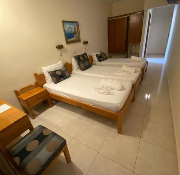 バルコニー付きスタンダードトリプルルーム, Paradise