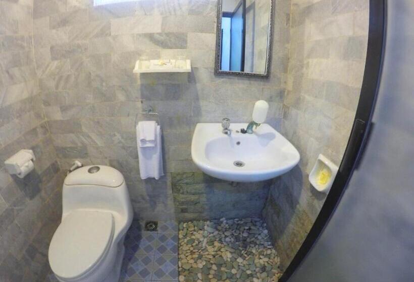 Полулюкс, Mamo Hotel Uluwatu