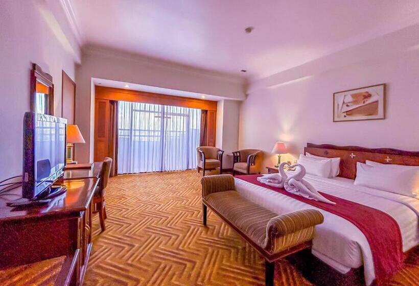 Quarto Deluxe, Planet Holiday Hotel & Residence