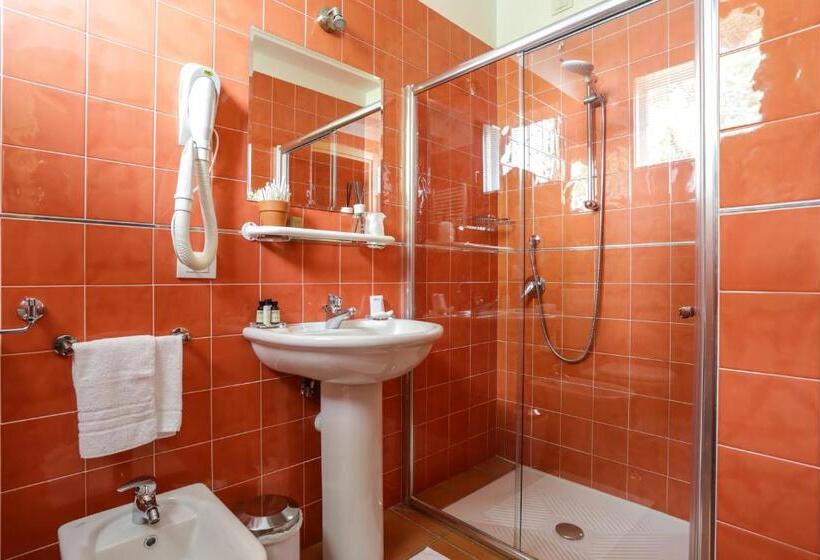 スタンダードルーム, Residenza Cartiera 243 Country House