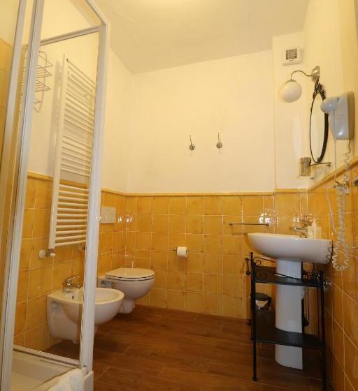 غرفة قياسية رباعية, Cà De Pria