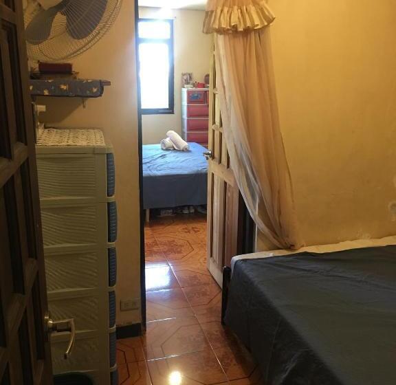 اتاق خانوادگی, Guesthouse Cavite