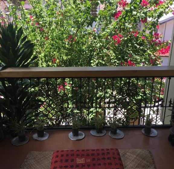 اتاق لوکس, Guesthouse Cavite