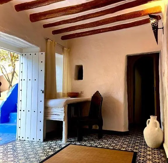 سوییت, Maison D Hotes Berbari