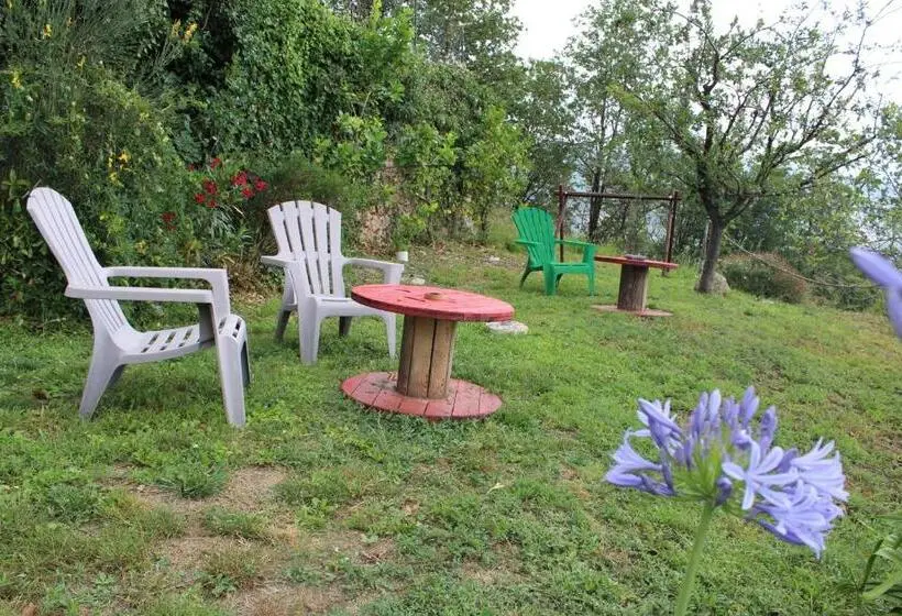 Triple Room Sea View, Segni E Impronta