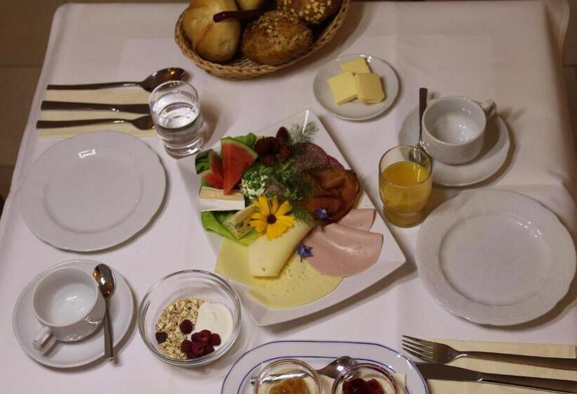 غرفة قياسية, Alt Reinsport