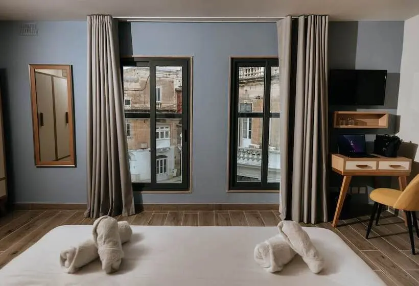 اتاق سوپریور, Ta Tereza In Manwel Dimech