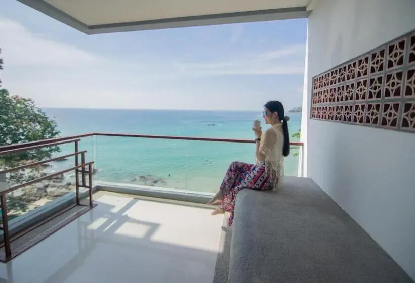 オーシャンビュースーペリアールーム, Norn Talay Surin Beach Phuket