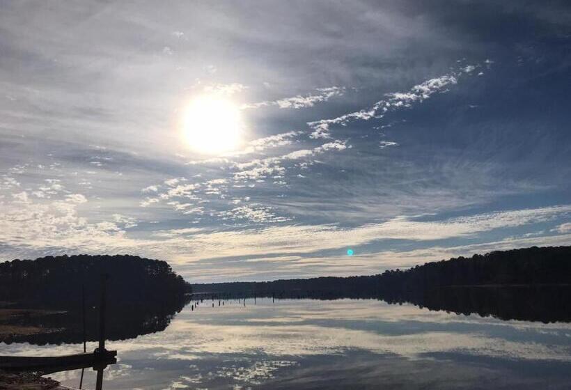 غرفة قياسية مطلّة علي البحيرة, Alpine Lakeview Motel Room Wifi,sandy Beach Boat Ramp,pier,marina,bath House With Laundromat