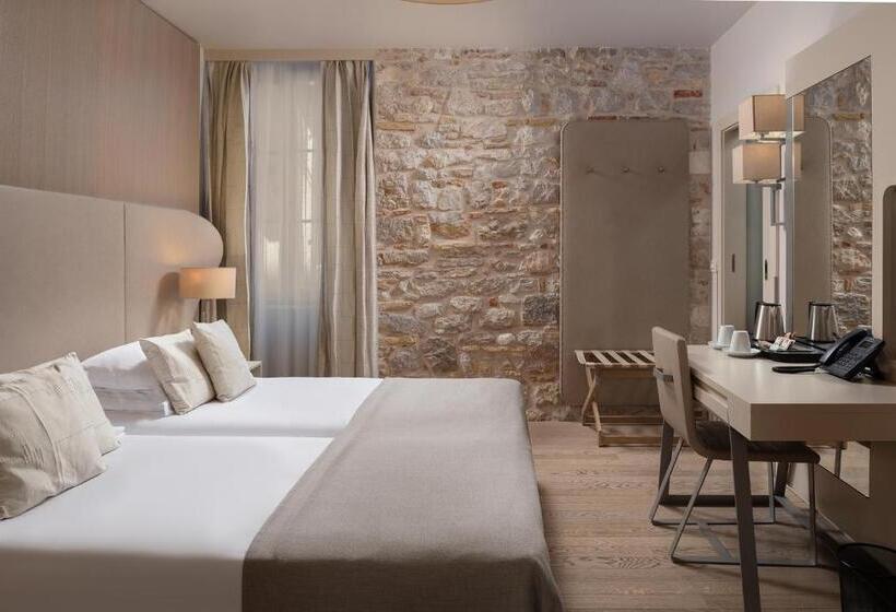 高级大房间, Art Hotel Kalelarga