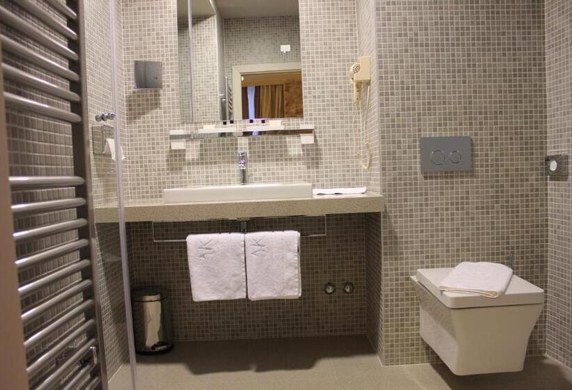 高级大房间, Art Hotel Kalelarga