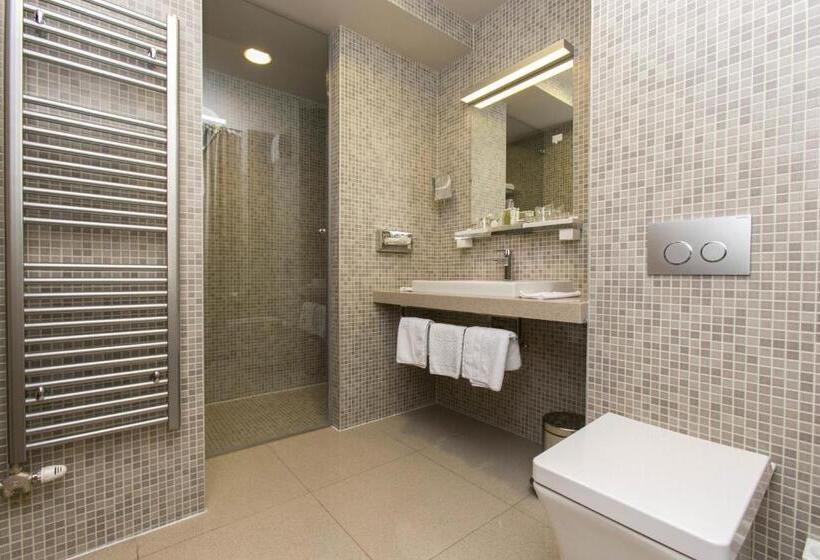 高级大房间, Art Hotel Kalelarga