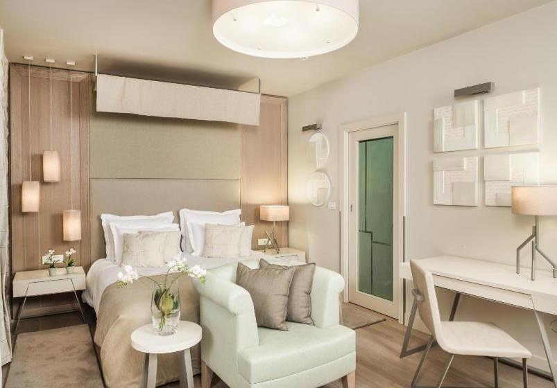 高级大房间, Art Hotel Kalelarga