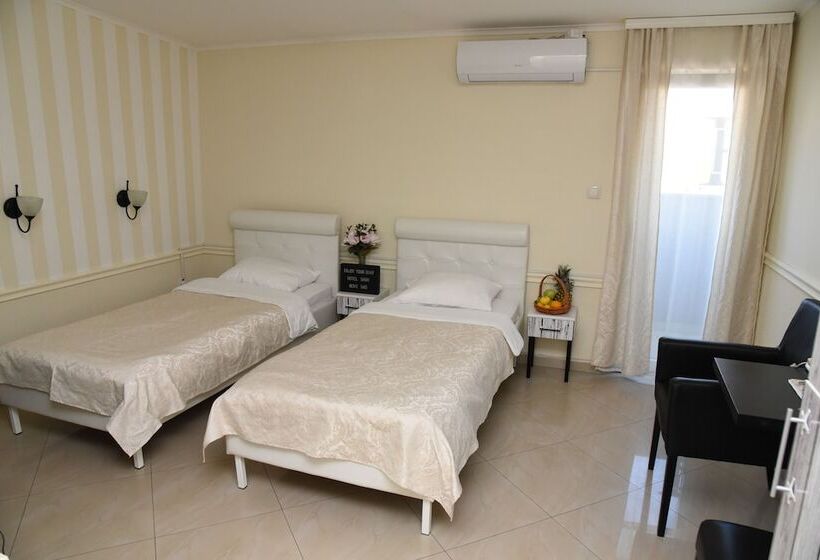 اتاق استاندارد, Garni Hotel Dash