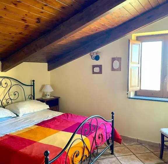اتاق استاندارد با چشم‌انداز دریا, Agriturismo L'olivara