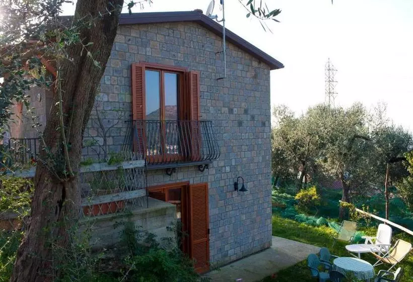 خانه 1 خوابه, Agriturismo L'olivara