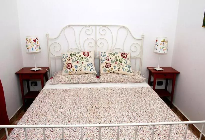 خانه 1 خوابه, Agriturismo L'olivara