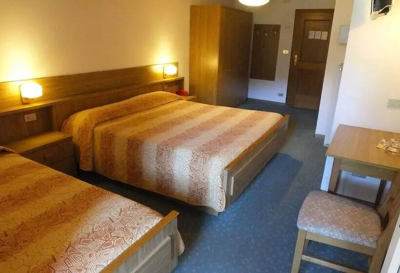 スタンダードトリプルルーム, Albergo Panorama