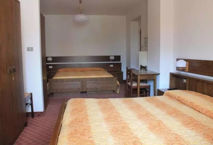 スタンダード４人部屋, Albergo Panorama