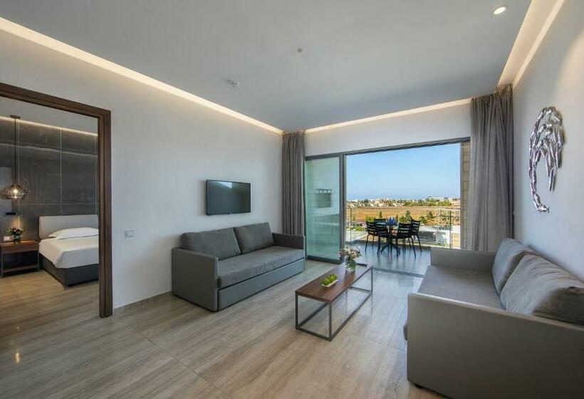 סוויטה, Aliathon Resort