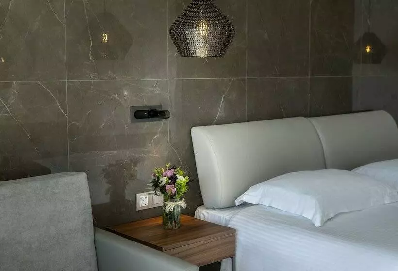 スーペリアールーム, Aliathon Resort