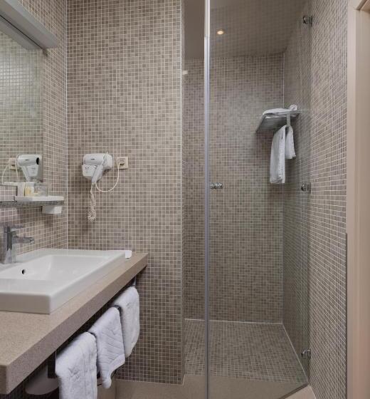 高级大房间, Art Hotel Kalelarga