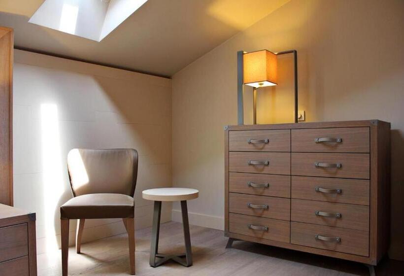 高级小型套房, Art Hotel Kalelarga