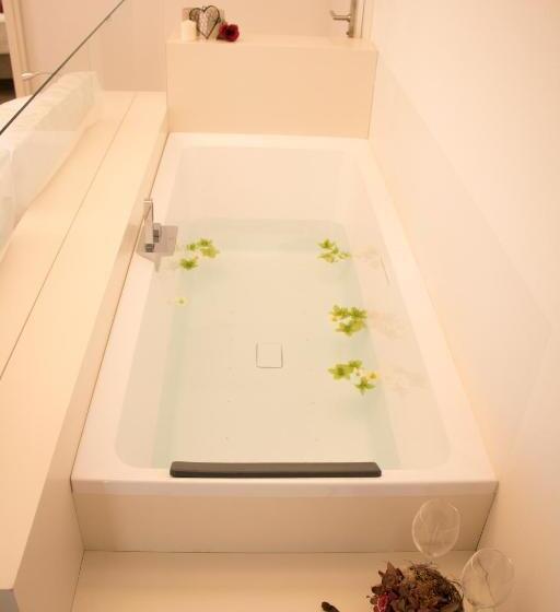 جناح دور أخير, Florida