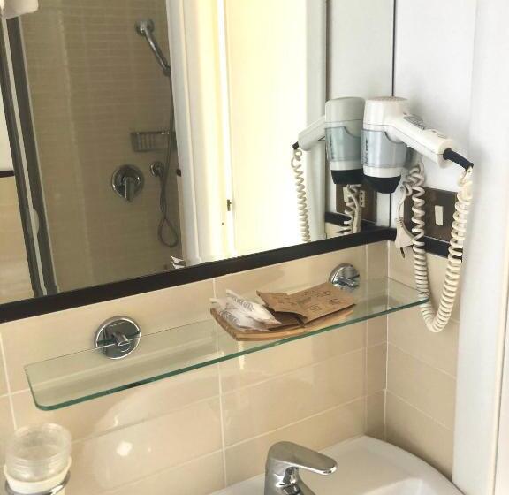 スタンダードシングルルーム, Miranda