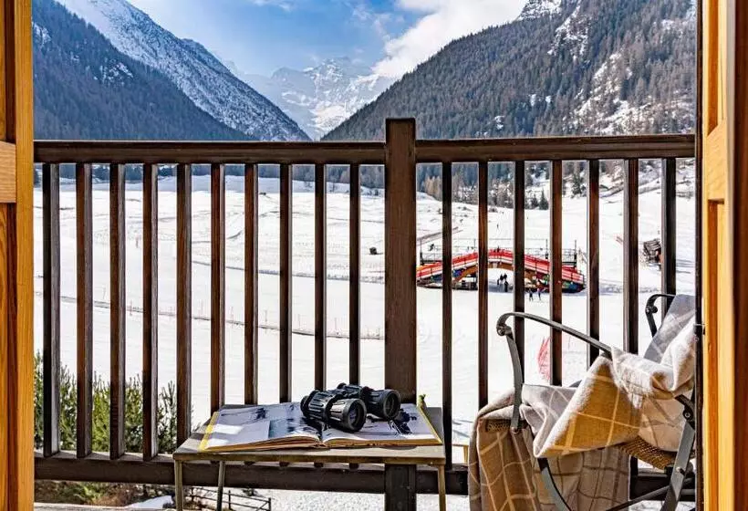 バルコニー付きスーペリアルーム, Sant Orso Mountain Lodge & Spa