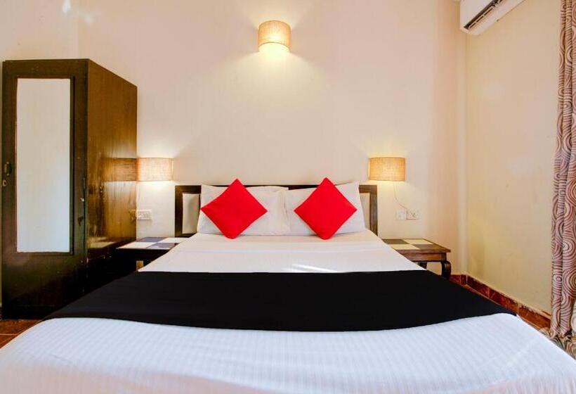 Standard Room, Sea Breeze Beach, Calangute, Goa