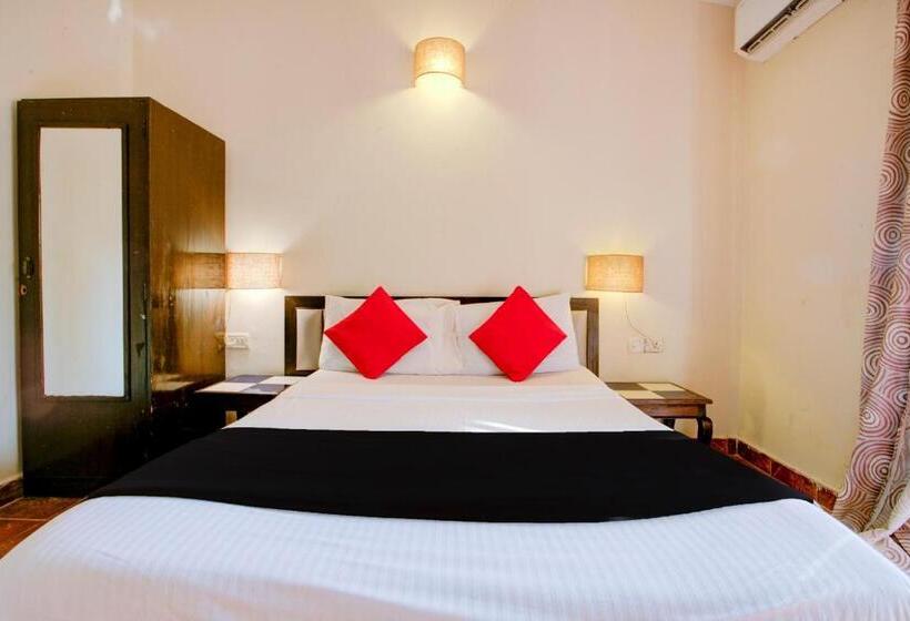 Standard Room, Sea Breeze Beach, Calangute, Goa