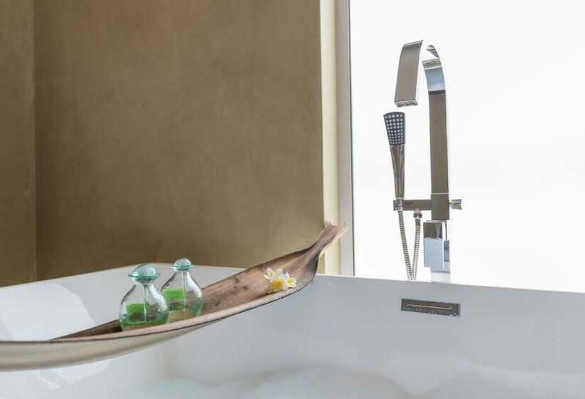 Royal Suite, Seasense Boutique Hotel & Spa