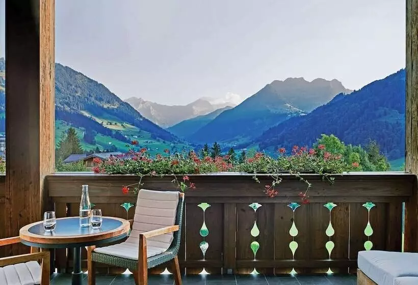 デラックススイート, The Alpina Gstaad