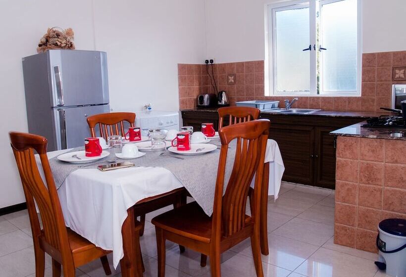 Apartament Familiar, Mo Residence