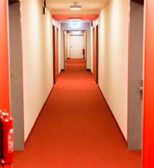 ファミリールーム, Serways Hotel Feucht Ost