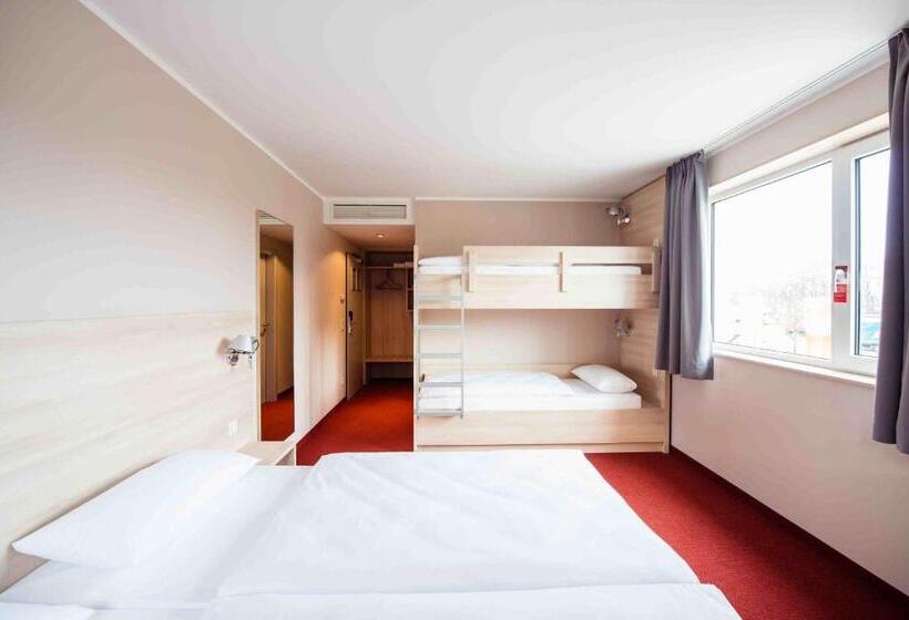 ファミリールーム, Serways Hotel Feucht Ost