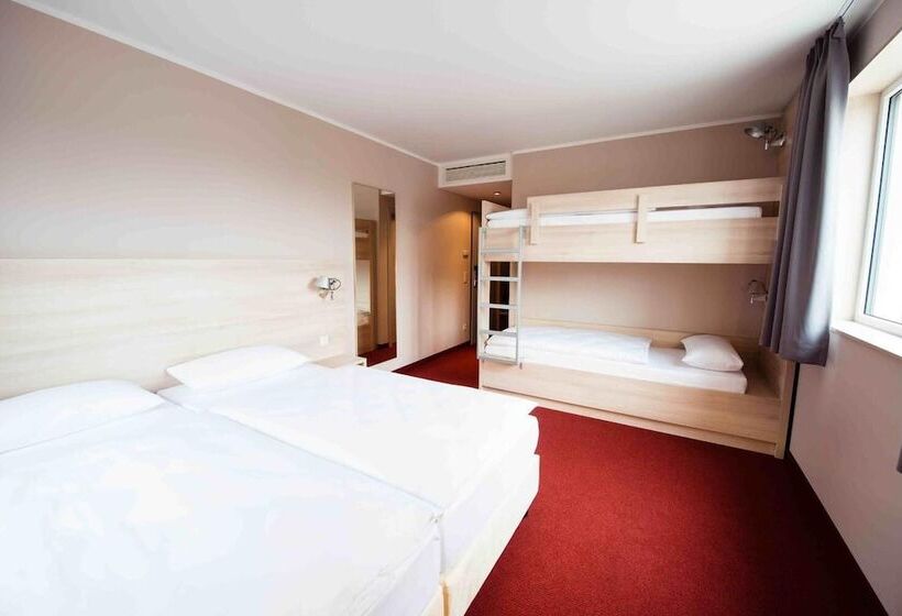 Семейный Номер, Serways Hotel Feucht Ost