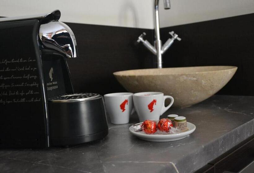 اتاق لوکس سه تخته, Penzion Dvořákova