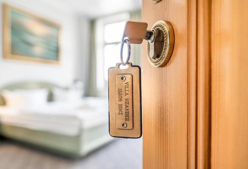 شقة غرفة واحدة, Villa Neander