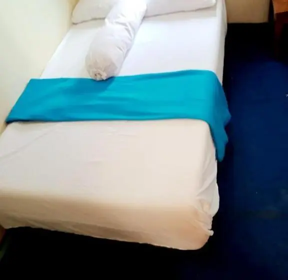 バス共有のスタンダードルーム, Shinta Syariah Homestay Dieng Redpartner