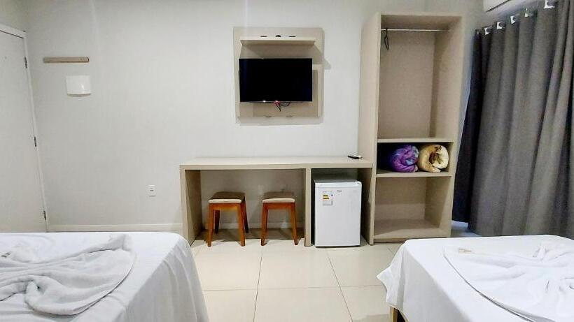 Quarto Triplo Estandar, Pousada Augusta